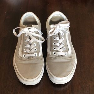 girls gray vans